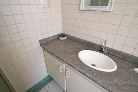 Casa à venda com 120m², 3 quartos e 3 vagasBanheiro