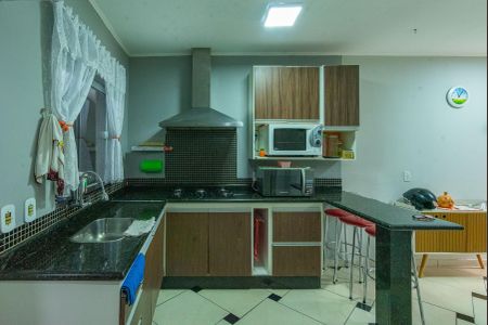 Casa à venda com 169m², 2 quartos e 1 vagaCozinha