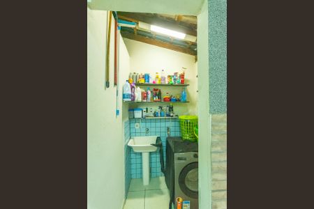 Casa à venda com 169m², 2 quartos e 1 vagaÁrea de Serviço