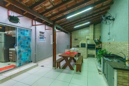 Casa à venda com 169m², 2 quartos e 1 vagaEspaço Gourmet