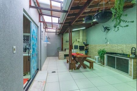 Casa à venda com 169m², 2 quartos e 1 vagaEspaço Gourmet