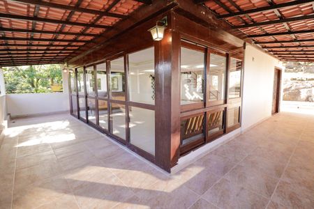 Casa de condomínio à venda com 380m², 5 quartos e 2 vagasÁrea comum