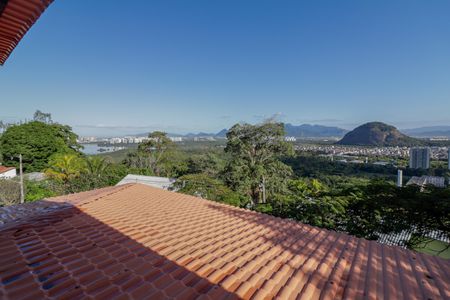 Casa de condomínio à venda com 380m², 5 quartos e 2 vagasVista Quarto 3