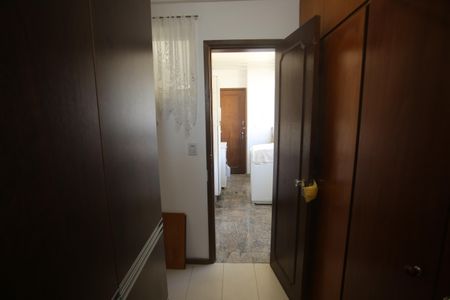 Apartamento à venda com 140m², 4 quartos e 2 vagasCorredor