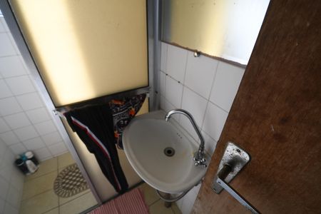 Casa à venda com 90m², 2 quartos e 4 vagasBanheiro 2