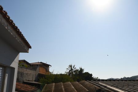 Casa à venda com 90m², 2 quartos e 4 vagasSala 2 - Vista