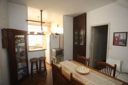 Apartamento à venda com 115m², 3 quartos e 1 vagaSala de jantar