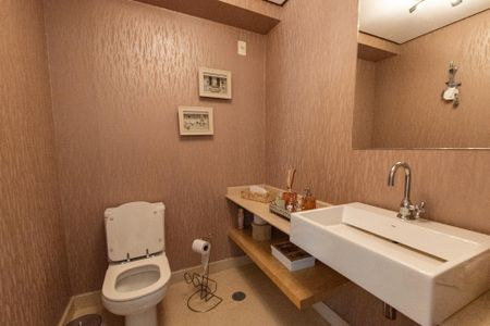 Apartamento para alugar com 343m², 4 quartos e 5 vagasLavabo