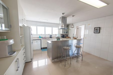 Apartamento para alugar com 343m², 4 quartos e 5 vagasCozinha