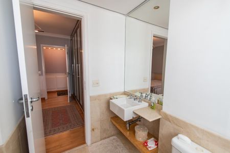 Apartamento para alugar com 343m², 4 quartos e 5 vagasBanheiro da suíte 3