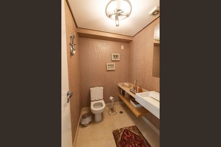 Apartamento para alugar com 343m², 4 quartos e 5 vagasLavabo