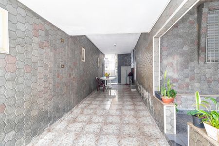 Casa à venda com 150m², 2 quartos e 3 vagas Casa à venda com 150m², 2 quartos e 3 vagasGaragem