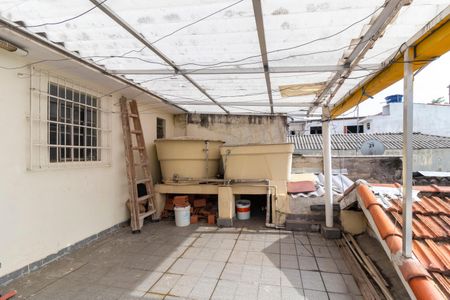 Casa à venda com 150m², 2 quartos e 3 vagas Casa à venda com 150m², 2 quartos e 3 vagasSacada