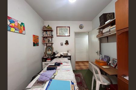 Casa à venda com 170m², 3 quartos e 4 vagas Casa à venda com 170m², 3 quartos e 4 vagasQuarto 2