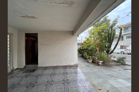 Casa à venda com 170m², 3 quartos e 4 vagas Casa à venda com 170m², 3 quartos e 4 vagasGaragem