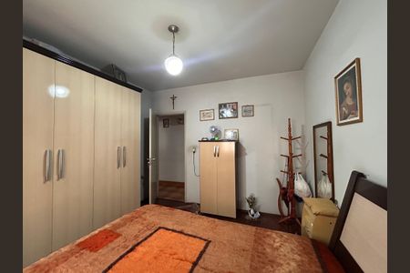Casa à venda com 170m², 3 quartos e 4 vagas Casa à venda com 170m², 3 quartos e 4 vagasQuarto 1