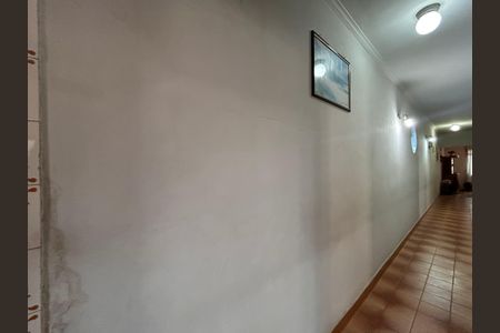 Casa à venda com 170m², 3 quartos e 4 vagas Casa à venda com 170m², 3 quartos e 4 vagasCorredor
