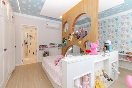 Casa à venda com 450m², 4 quartos e 3 vagas Casa à venda com 450m², 4 quartos e 3 vagasSuíte 3