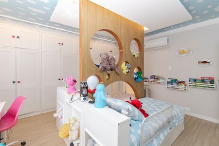 Casa à venda com 450m², 4 quartos e 3 vagas Casa à venda com 450m², 4 quartos e 3 vagasSuíte 3