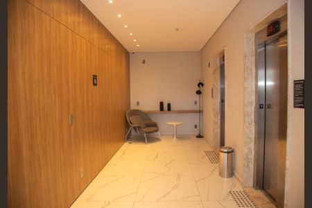 Apartamento à venda com 93m², 3 quartos e 2 vagas Apartamento à venda com 93m², 3 quartos e 2 vagasHall de entrada