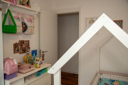 Apartamento à venda com 93m², 3 quartos e 2 vagas Apartamento à venda com 93m², 3 quartos e 2 vagasQuarto 2