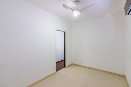 Casa à venda com 250m², 4 quartos e 3 vagas