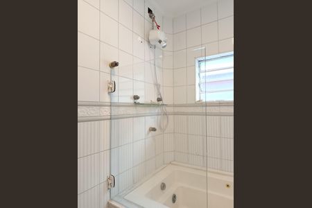 Casa à venda com 250m², 3 quartos e 3 vagas Casa à venda com 250m², 3 quartos e 3 vagasBanheiro da Suíte 1