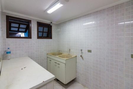 Casa à venda com 250m², 4 quartos e 3 vagas