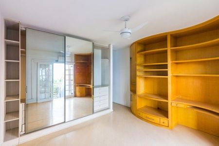 Casa à venda com 250m², 4 quartos e 3 vagas