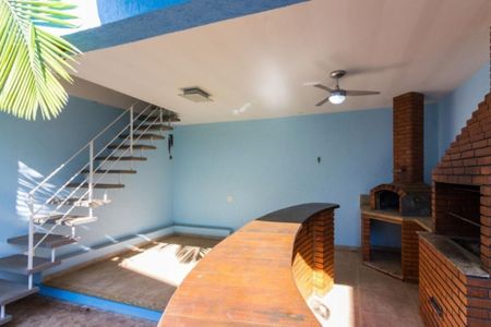 Casa à venda com 250m², 4 quartos e 3 vagas