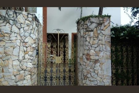 Casa à venda com 450m², 4 quartos e 6 vagas