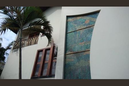 Casa à venda com 450m², 4 quartos e 6 vagas