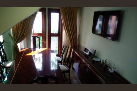 Casa à venda com 450m², 4 quartos e 6 vagas