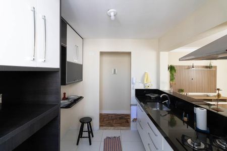 Apartamento à venda com 70m², 2 quartos e 1 vaga Apartamento à venda com 70m², 2 quartos e 1 vagaCozinha