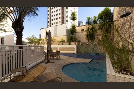 Apartamento à venda com 65m², 3 quartos e 2 vagas Apartamento à venda com 65m², 3 quartos e 2 vagasÁrea comum - Piscina