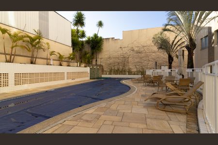 Apartamento à venda com 65m², 3 quartos e 2 vagas Apartamento à venda com 65m², 3 quartos e 2 vagasÁrea comum - Piscina