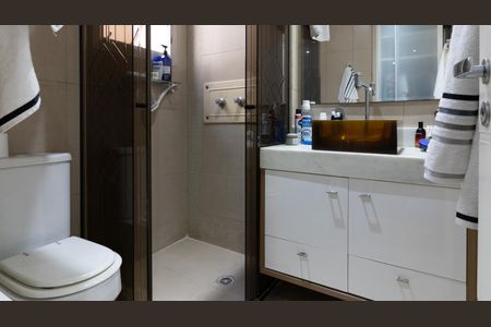 Apartamento à venda com 65m², 3 quartos e 2 vagas Apartamento à venda com 65m², 3 quartos e 2 vagasBanheiro da Suíte