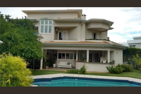 Casa de condomínio à venda com 260m², 3 quartos e sem vaga