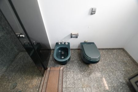 Apartamento à venda com 533m², 6 quartos e 4 vagasBanheiro da Suíte