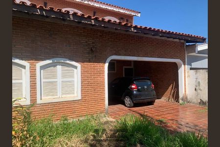 Casa à venda com 224m², 3 quartos e sem vaga