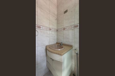 Casa à venda com 172m², 3 quartos e 2 vagas Casa à venda com 172m², 3 quartos e 2 vagasBanheiro da Suíte