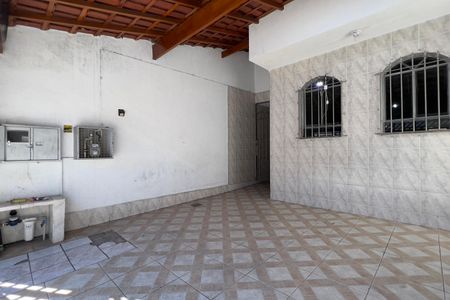 Casa à venda com 172m², 3 quartos e 2 vagas Casa à venda com 172m², 3 quartos e 2 vagasGaragem