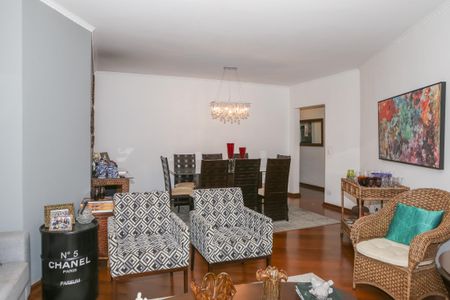 Apartamento à venda com 130m², 3 quartos e 2 vagasSala