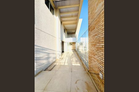 Apartamento à venda com 251m², 4 quartos e 4 vagas