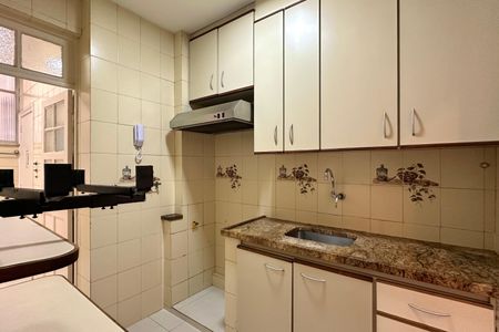 Apartamento à venda com 86m², 2 quartos e sem vaga Apartamento à venda com 86m², 2 quartos e sem vagaCozinha