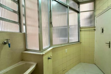 Apartamento à venda com 86m², 2 quartos e sem vaga Apartamento à venda com 86m², 2 quartos e sem vagaÁrea de Serviço