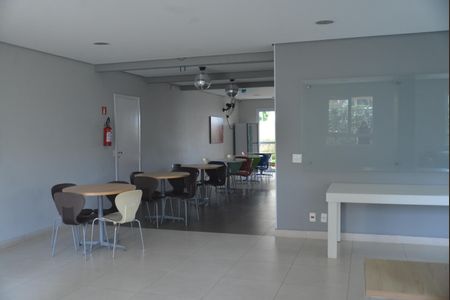 Apartamento à venda com 80m², 3 quartos e 2 vagasÁrea comum - Salão de festas