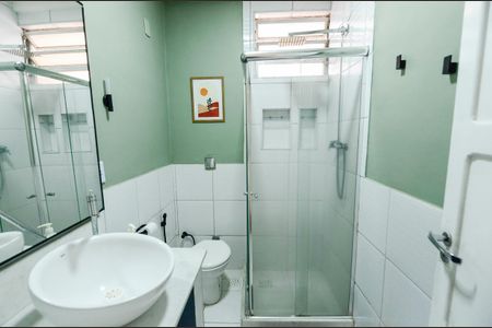 Apartamento à venda com 70m², 3 quartos e sem vaga Apartamento à venda com 70m², 3 quartos e sem vagaBanheiro