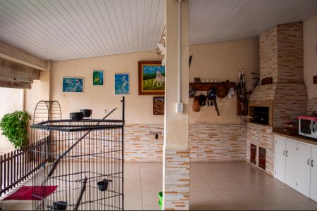 Casa à venda com 190m², 2 quartos e 5 vagasArea de serviço