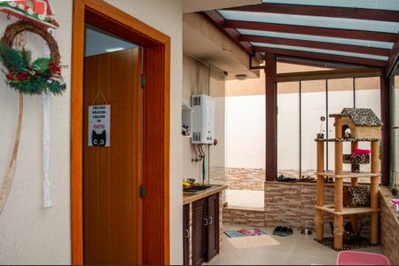 Casa à venda com 190m², 2 quartos e 5 vagasArea de serviço